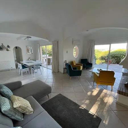 Bianca: Panoramic Sea Views With Heated Infinity Pool And Private Access